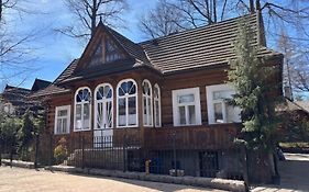 Willa Maciejówka Historyczny Dom Góralski przy Równi Krupowej